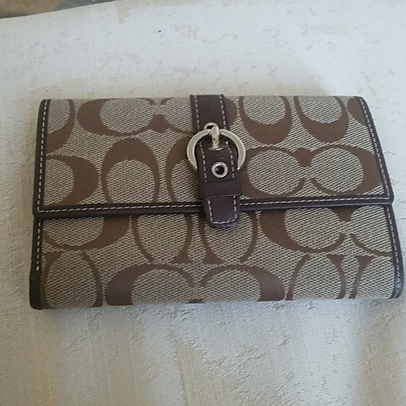 Coach wallet - Picture 1 of 4